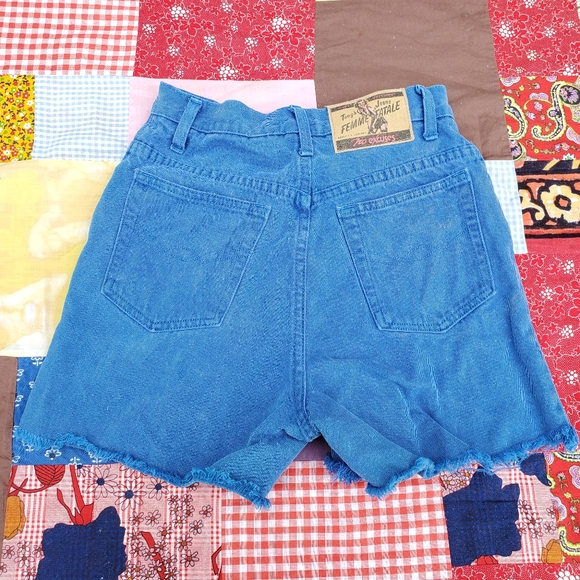 Vintage 90's High Rise Blue Denim Shorts Cut Offs - Picture 2 of 12